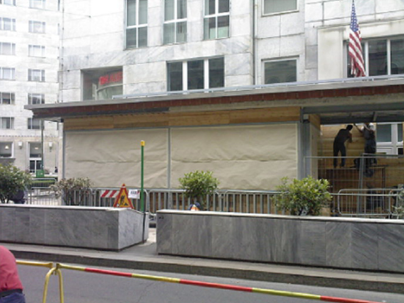 2001 - Nuovo ingresso visitatori Consolato USA - Largo Donegani Milano (MI)